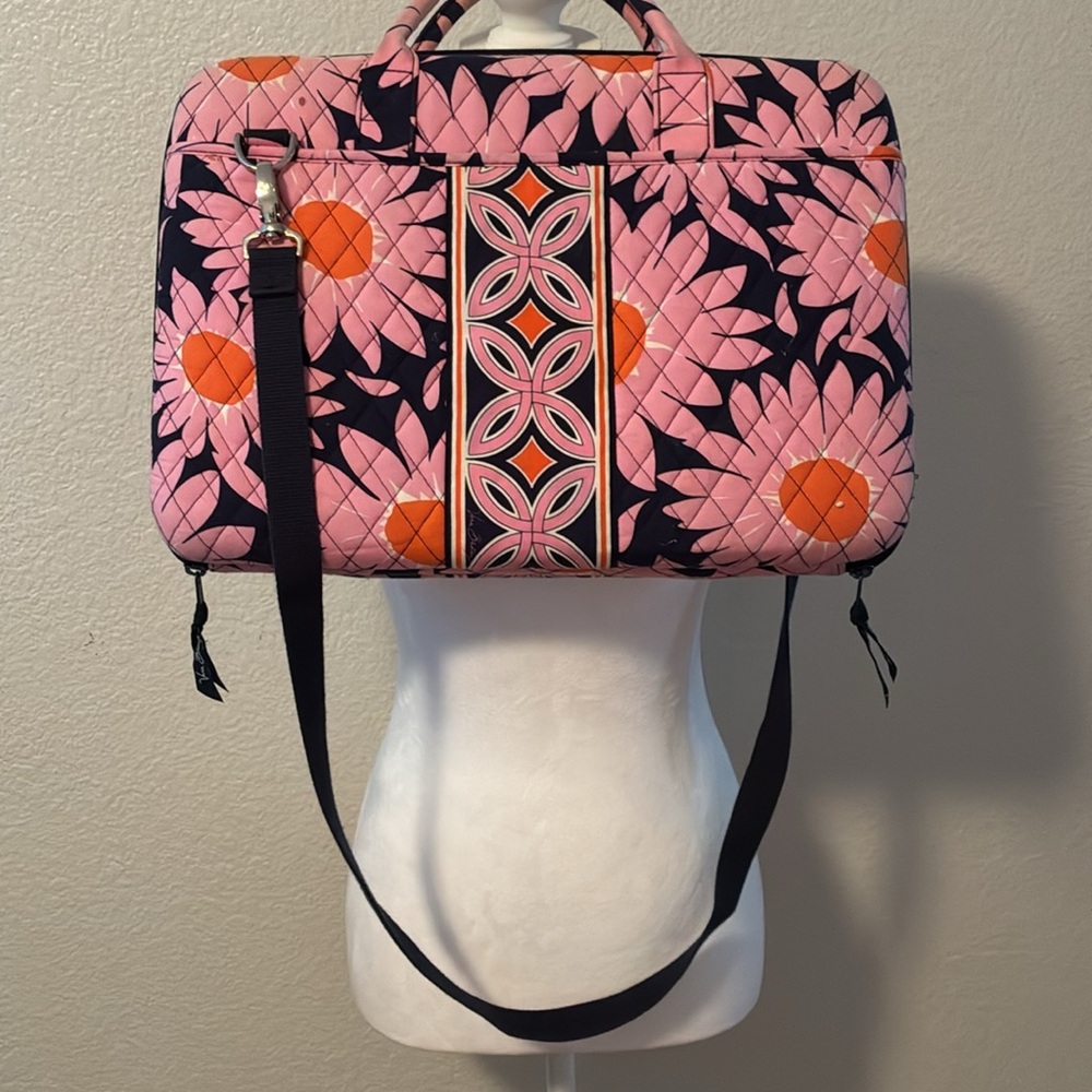 Vera Bradley RARE, Loves Me” Floral Messenger/Laptop Bag - Picture 4 of 10